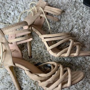 Nude heels size 7